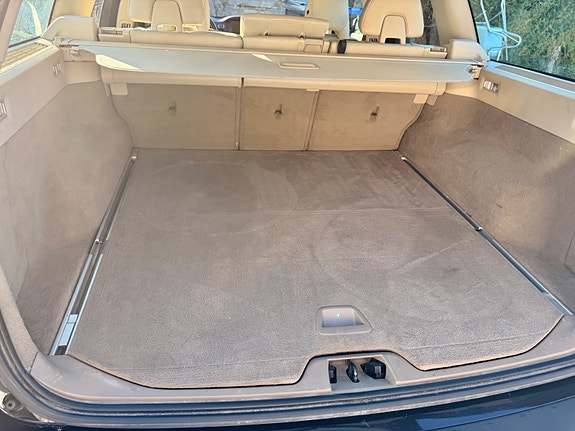 Volvo V70 17 of 22