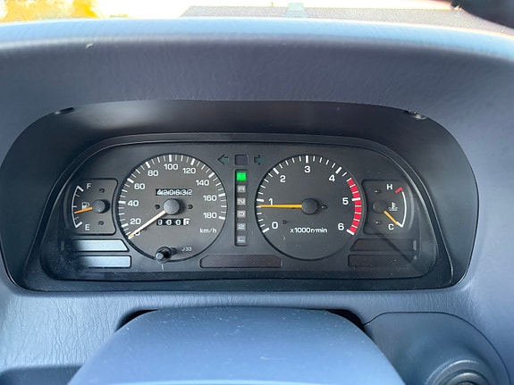 Toyota Land Cruiser 21 of 27