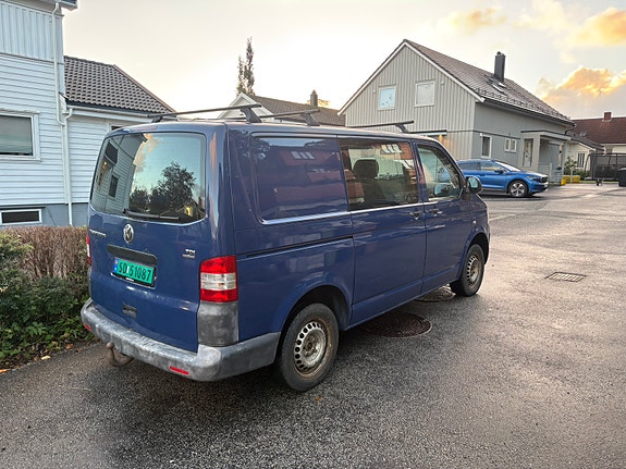 Volkswagen Transporter 2 of 14
