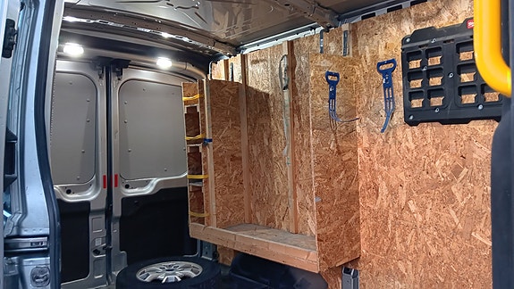 Ford Transit 10 of 11