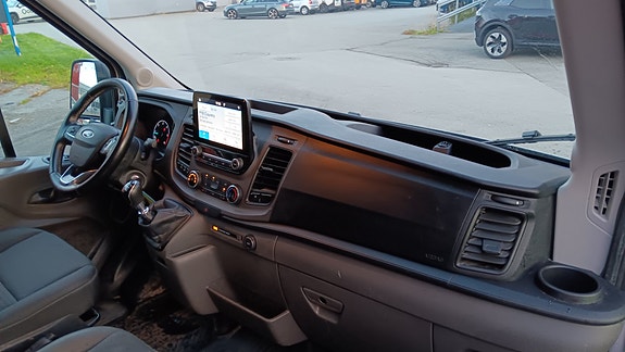 Ford Transit 11 of 11
