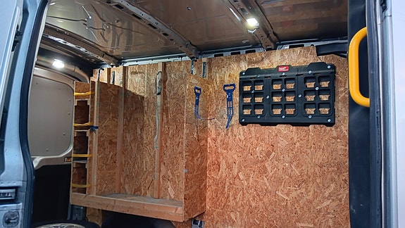 Ford Transit 8 of 16