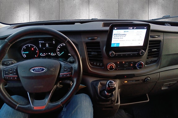 Ford Transit 16 of 16
