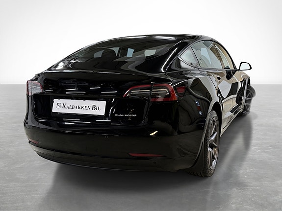 Tesla Model 3 7 of 30
