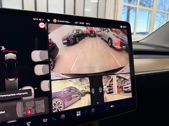 Tesla Model 3 28 of 30