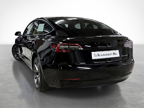 Tesla Model 3 5 of 30