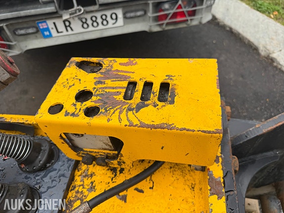 Andre 2019 AY Heavy Industries A8 hydraulisk pigghammer - 565 kg - 95 l/min - festebrakett - ekstra pigg 10 of 18