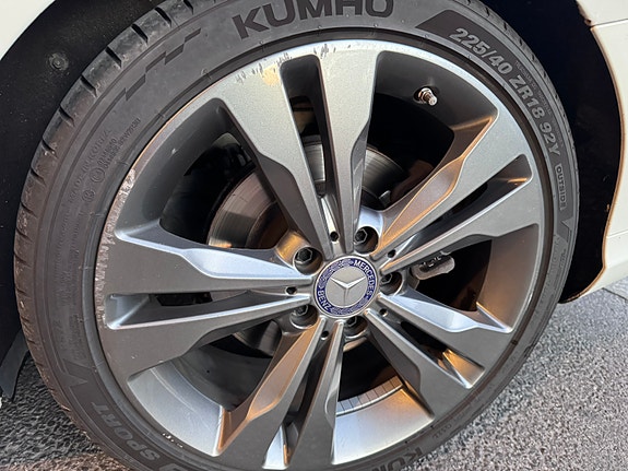 Mercedes-Benz CLA200 14 of 22