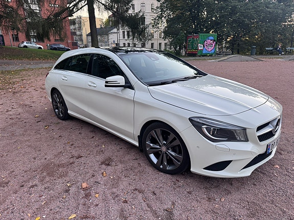 Mercedes-Benz CLA200 3 of 22