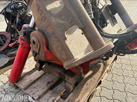 Andre 5 stk. Indexator Rototilt RT80/RT60, selges samlet 15 of 19