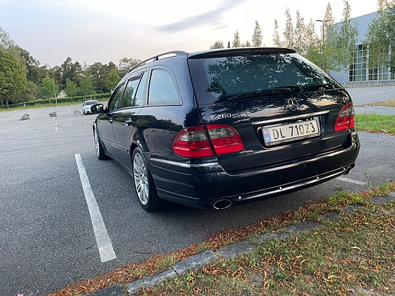 Mercedes-Benz E280 11 of 19