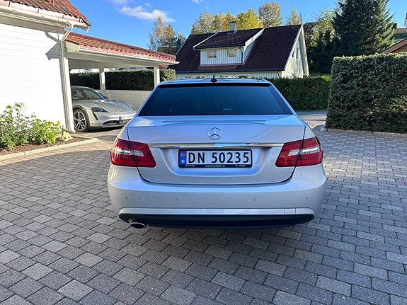 Mercedes-Benz E220 d 6 of 16