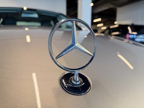 Mercedes-Benz 220 B 7 of 30