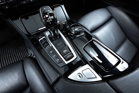 BMW M550d 27 of 30