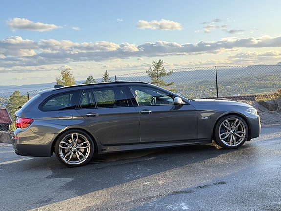 BMW M550d 4 of 30