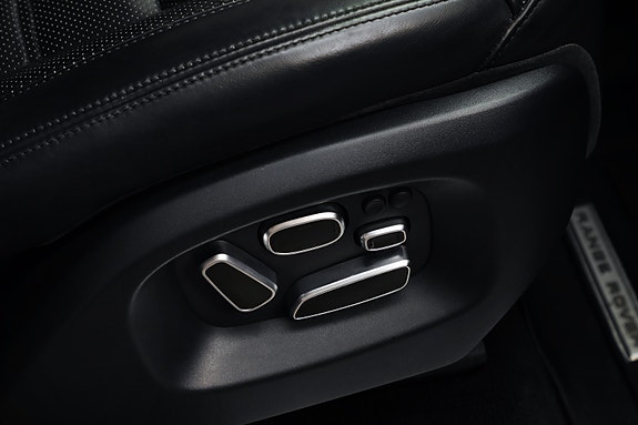 Land Rover Range Rover Sport 27 of 28