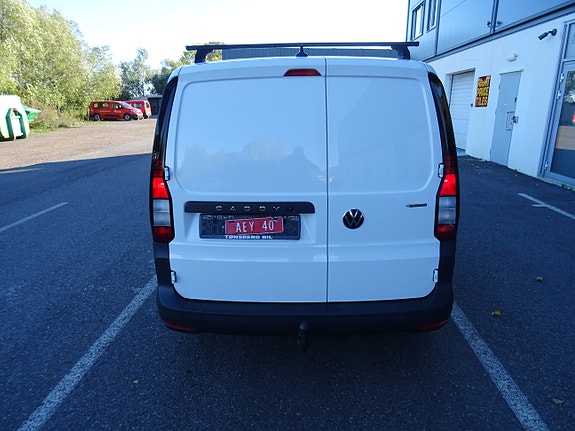 Volkswagen Caddy Maxi 11 of 30