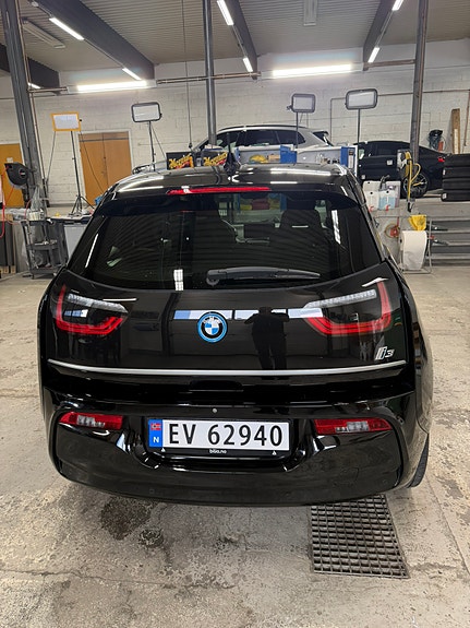 BMW i3 3 of 10
