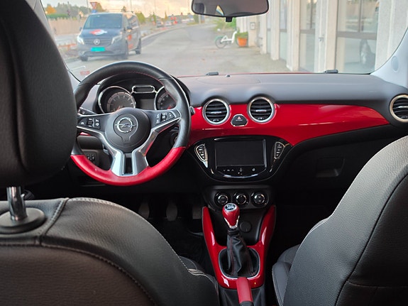 Opel ADAM 16 of 30