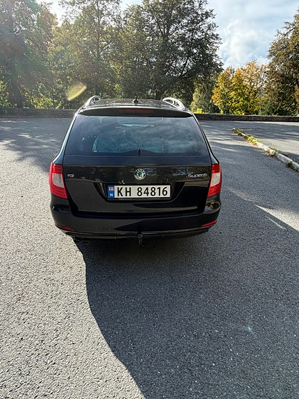 Skoda Superb 6 of 23