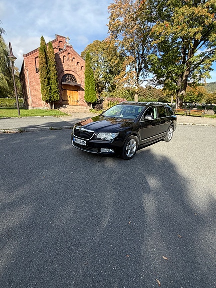 Skoda Superb 4 of 23