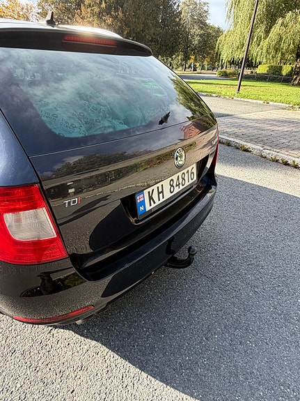 Skoda Superb 7 of 23