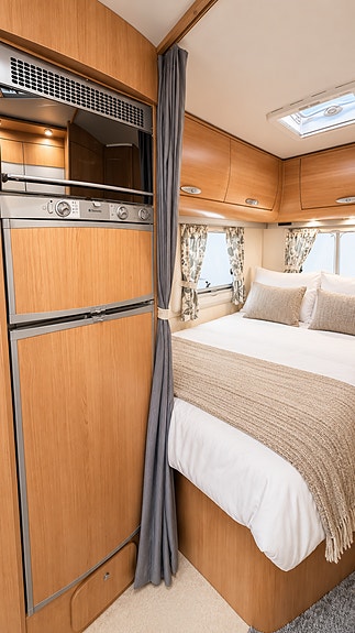 Adria TIK VISION 677 Solcelle / Velholdt bil / EU2028 / Hengerfeste +++ 24 of 30