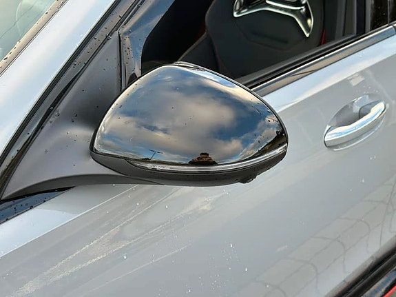 Mercedes-Benz C63 29 of 30
