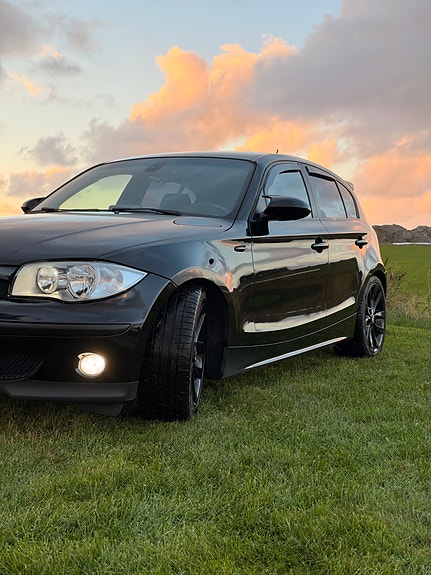BMW 120d 3 of 26