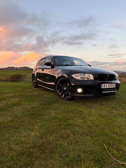 BMW 120d 6 of 26