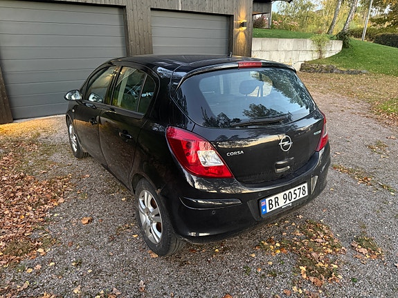 Opel Corsa 4 of 11