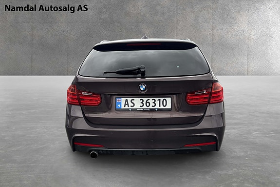 BMW 320d 6 of 17