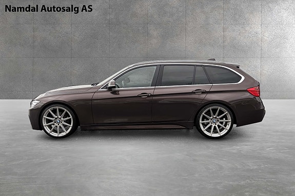 BMW 320d 8 of 17