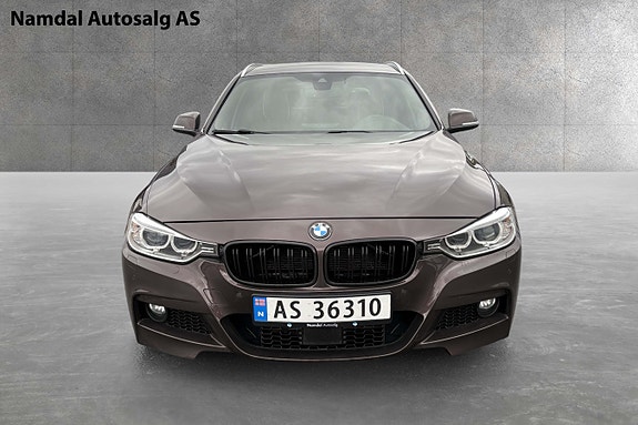 BMW 320d 2 of 17