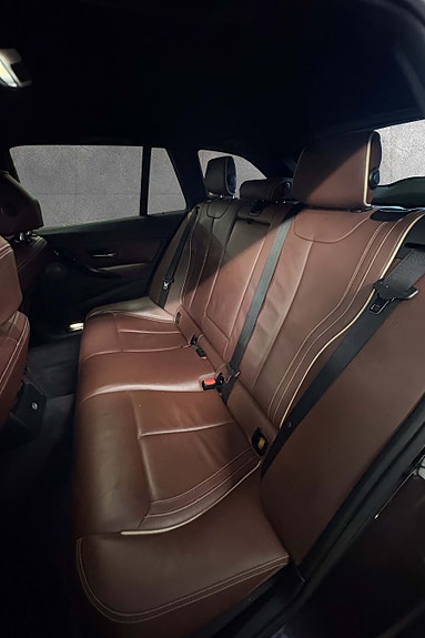 BMW 320d 15 of 17