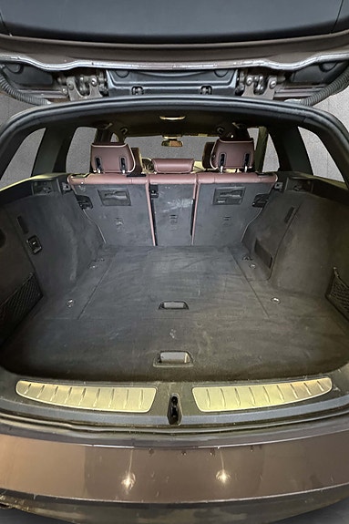 BMW 320d 16 of 17