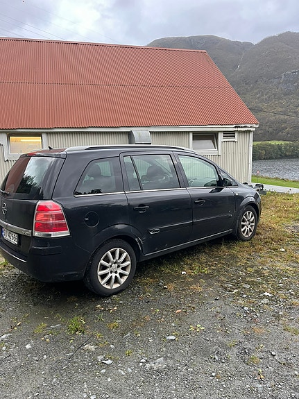 Opel Zafira 5 of 20