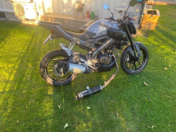 Yamaha MT-125 6 of 7
