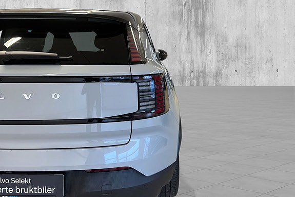 Volvo EX30 8 of 28