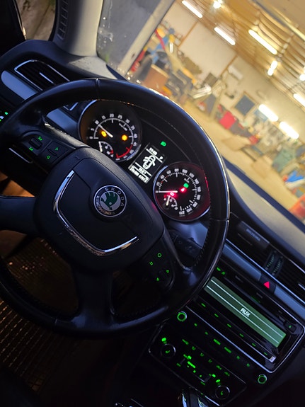 Skoda Superb 13 of 13