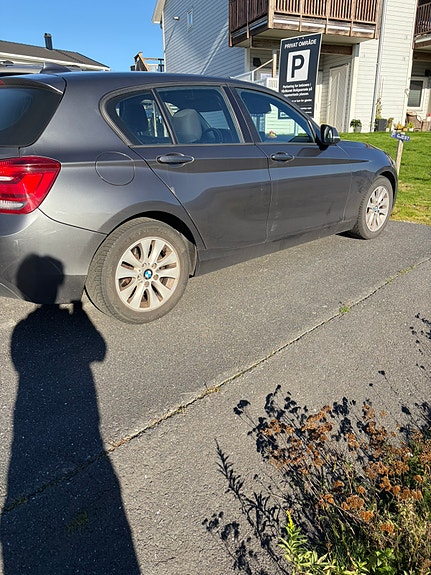 BMW 116d 3 of 6