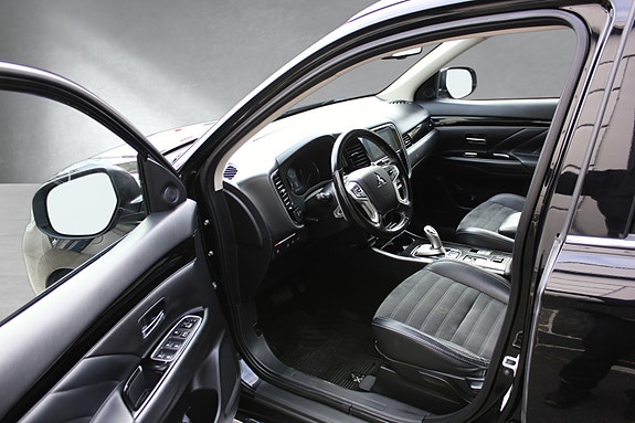Mitsubishi Outlander 13 of 25