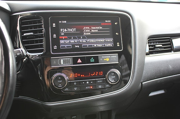 Mitsubishi Outlander 22 of 25