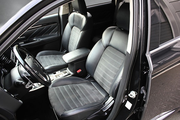 Mitsubishi Outlander 14 of 25