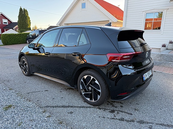 Volkswagen ID.3 3 of 22