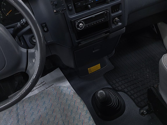 Toyota HiAce 12 of 30