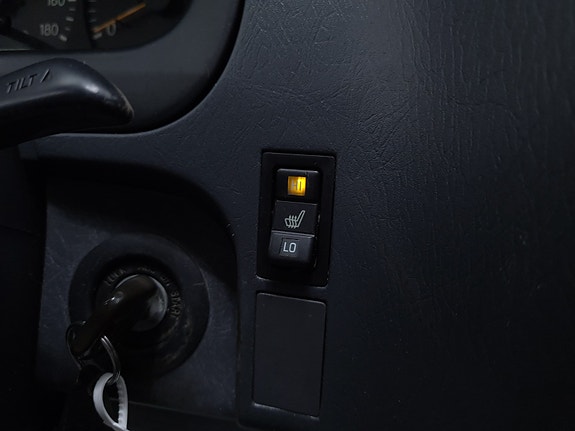 Toyota HiAce 18 of 30