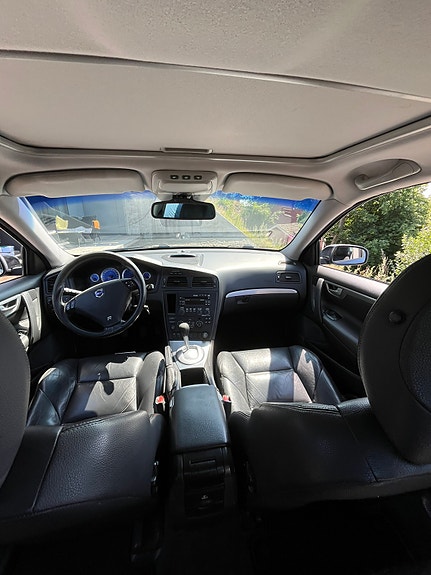 Volvo S60 8 of 12