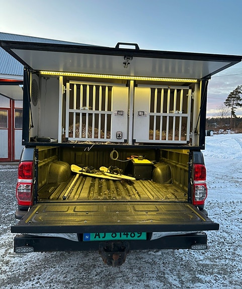 Toyota HiLux 6 of 8