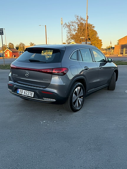 Mercedes-Benz EQA300 5 of 23